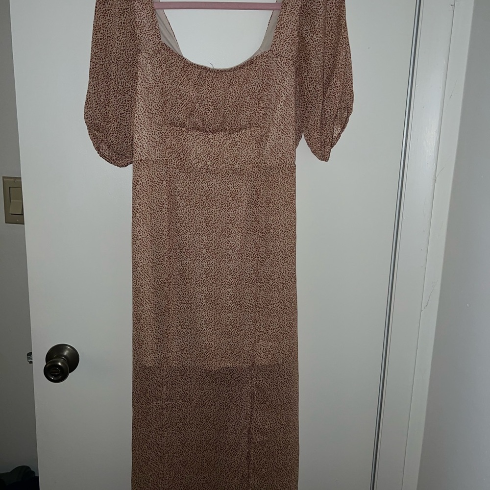 Sienna Sky Pink Sheath Midi Dress with Puff Sleeves